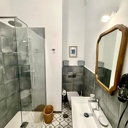 Old Town 3 Bed House With Private Roof Terrace Nerja
