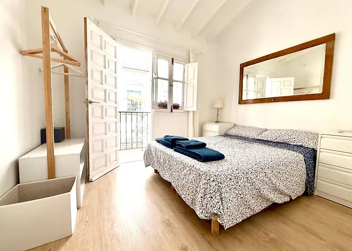 Old Town 3 Bed House With Private Roof Terrace Nerja